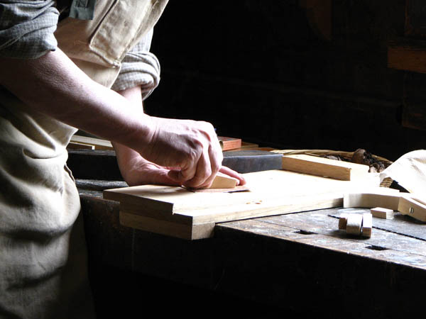 Nuestra <strong>carpintería de madera en  Artana</strong> es una empresa de <strong>herencia familiar</strong>, por lo que  contamos con gran <strong>experiencia </strong>en la profesión.